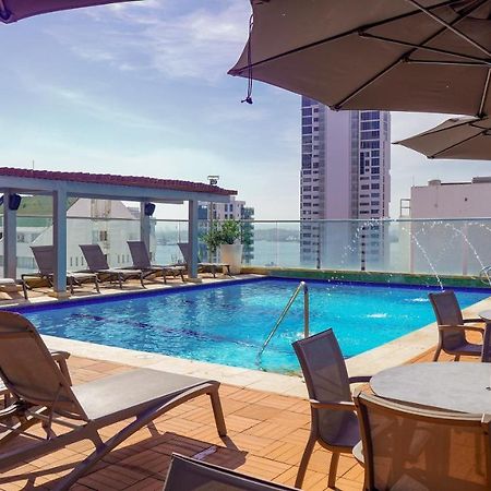Hotel Capilla Del Mar Cartagena Exteriör bild Rooftop pool