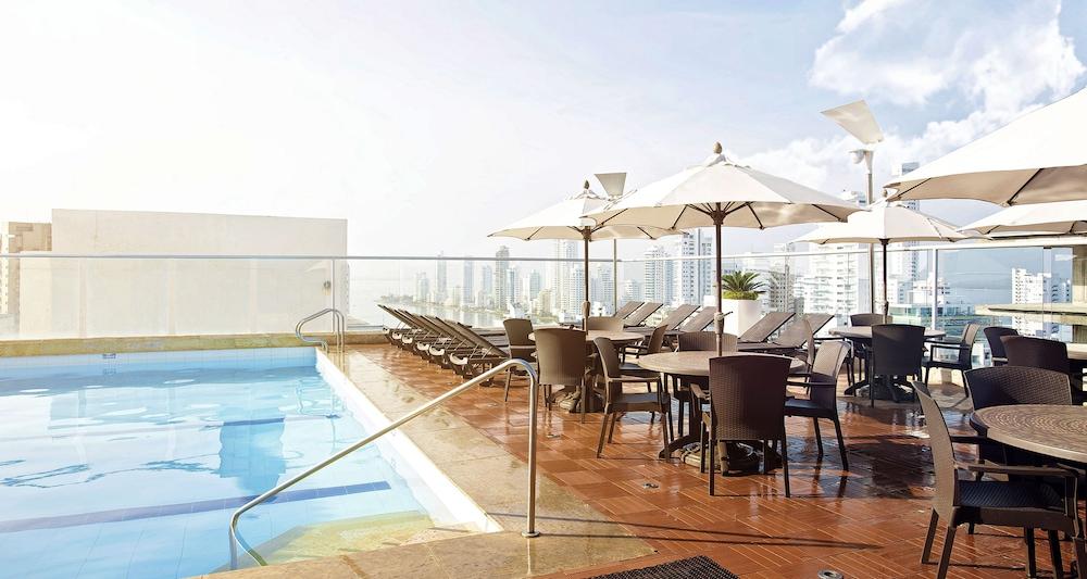 Hotel Capilla Del Mar Cartagena Exteriör bild Rooftop pool