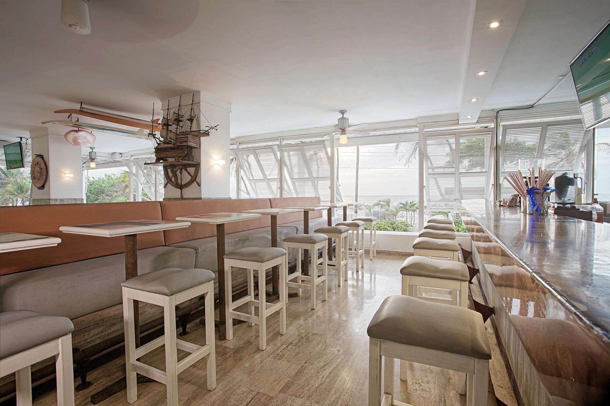 Hotel Capilla Del Mar Cartagena Exteriör bild The bar at the restaurant