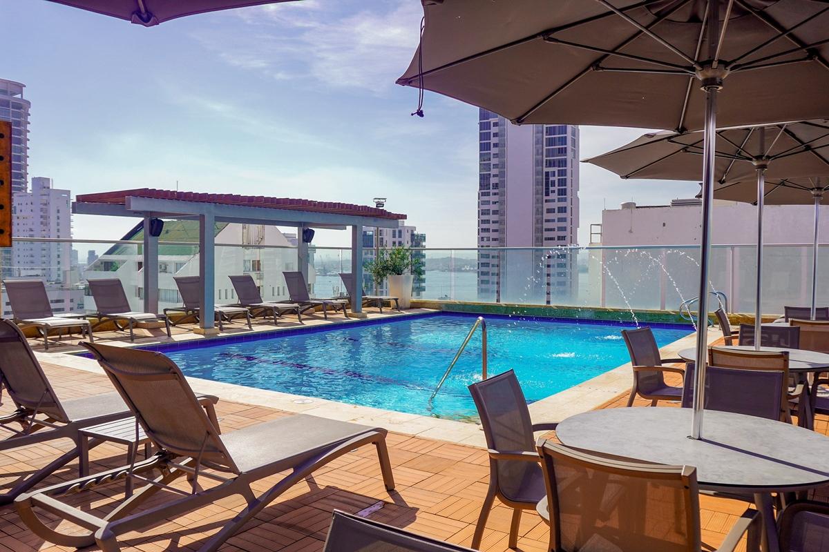 Hotel Capilla Del Mar Cartagena Exteriör bild Rooftop pool