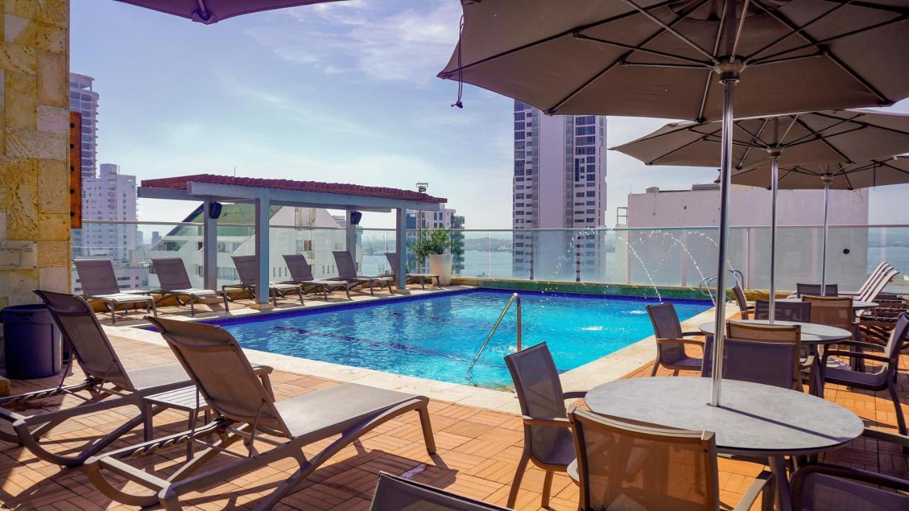 Hotel Capilla Del Mar Cartagena Exteriör bild Rooftop pool