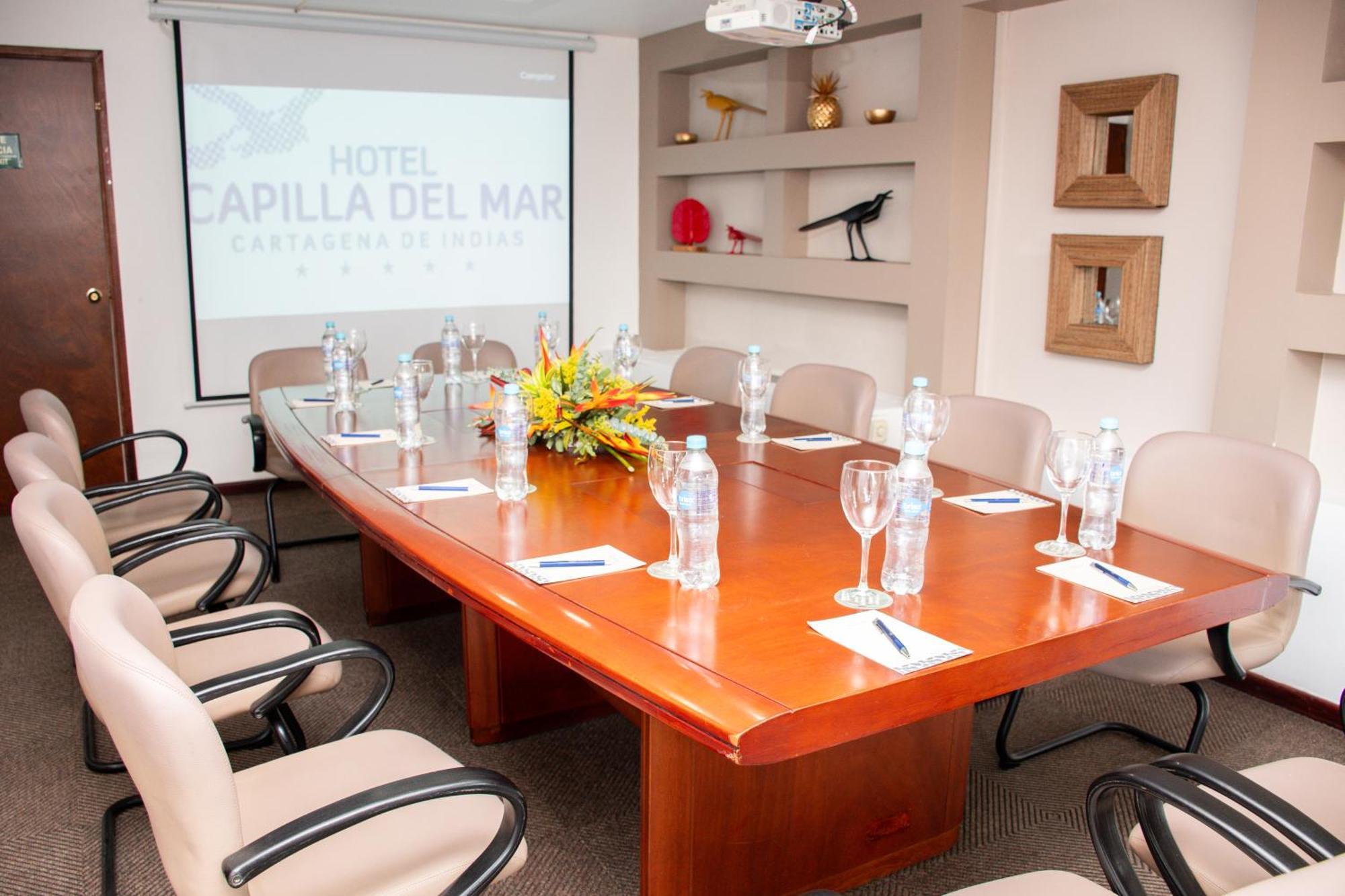 Hotel Capilla Del Mar Cartagena Exteriör bild Meeting room