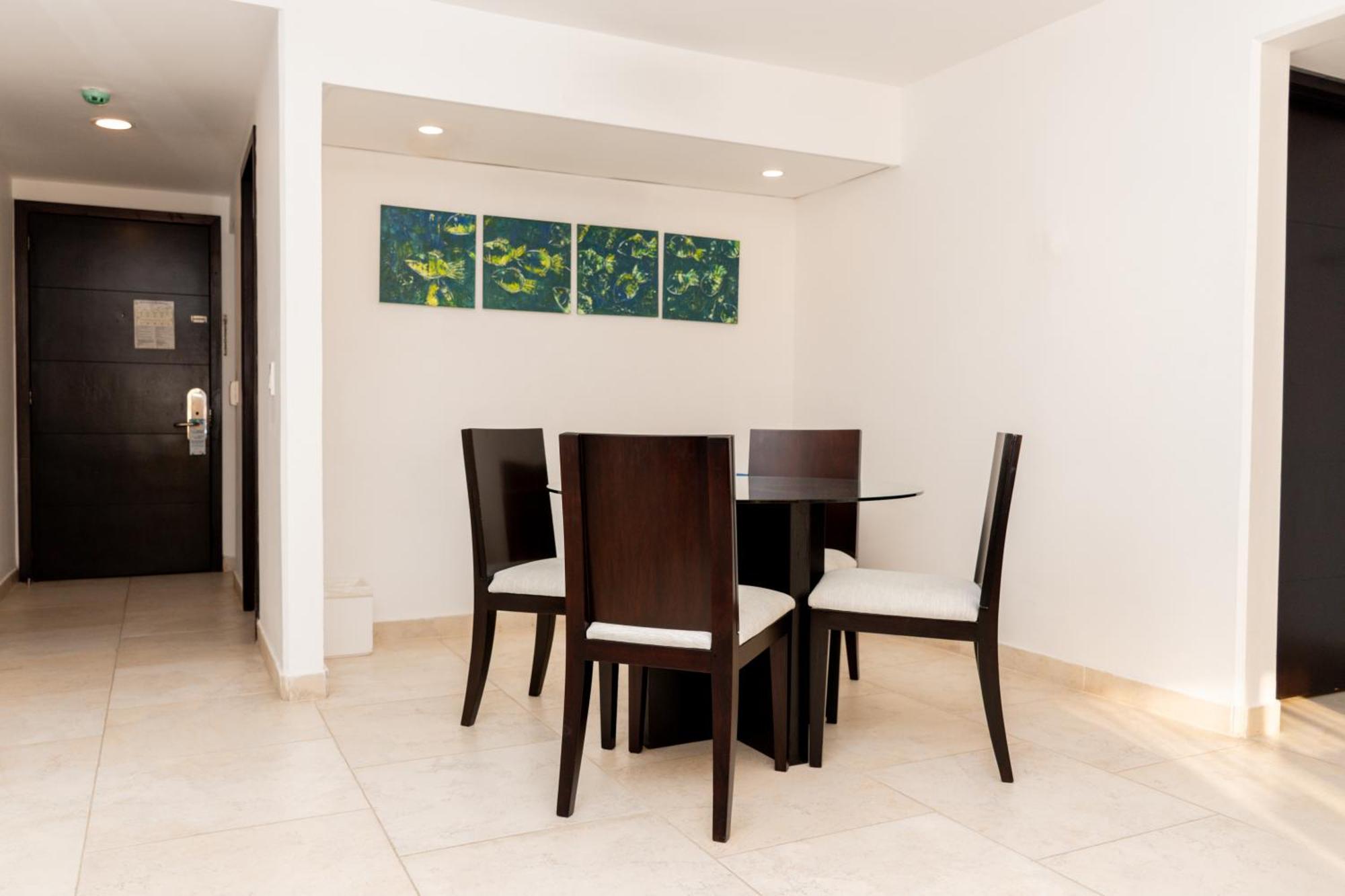 Hotel Capilla Del Mar Cartagena Exteriör bild A dining room